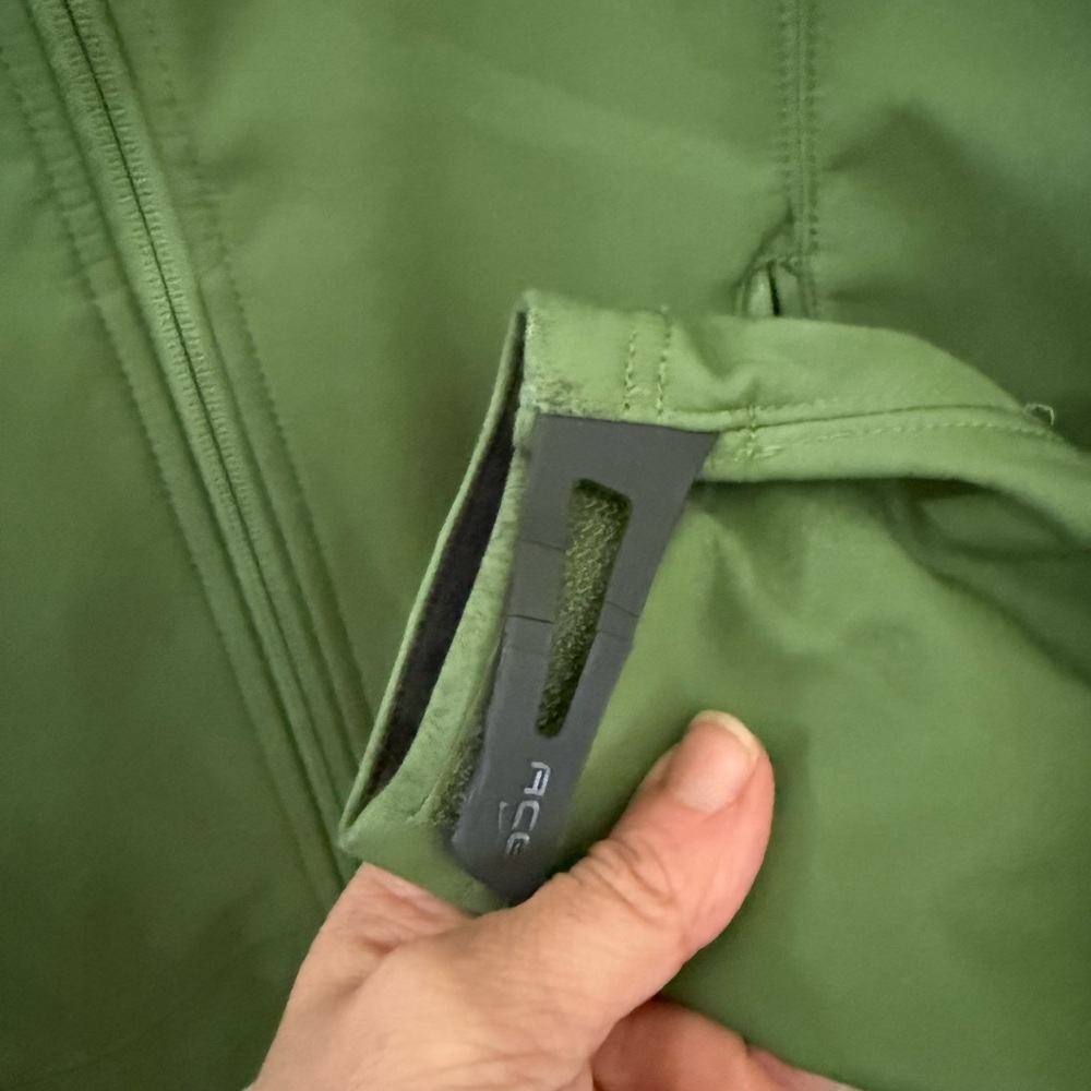 Nike ACG Jacket - Picture 5 of 6